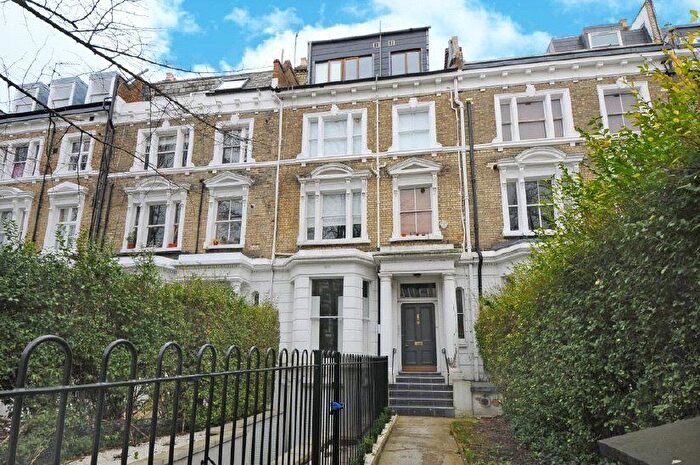 2 Bedroom Flat To Rent In Elsham Road, London, W14