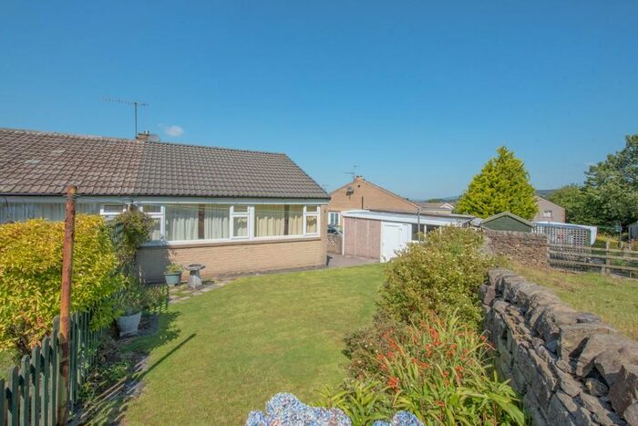 2 Bedroom Semi-Detached Bungalow For Sale In Park Drive, Sutton-in-Craven, BD20