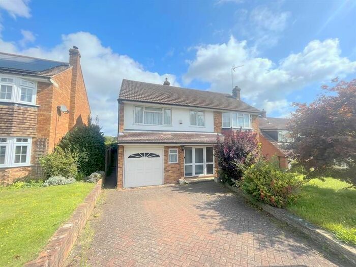 5 Bedroom Property To Rent In Homewood Avenue, Cuffley, Potters Bar, EN6