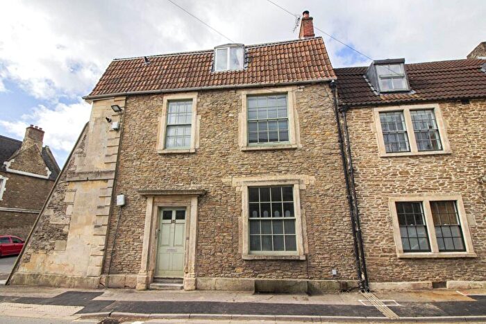 2 Bedroom Apartment For Sale In Keyford, Frome, BA11