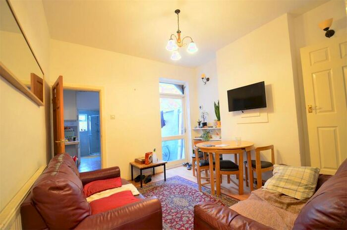 4 Bedroom Terraced House To Rent In Selly Oak, Birmingham, B29