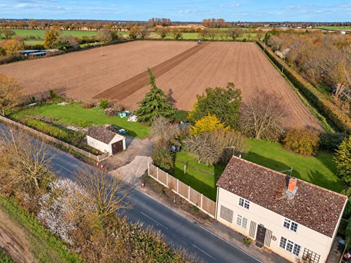 3 Bedroom Detached House For Sale In Frating Road, Thorrington, Colchester, CO7
