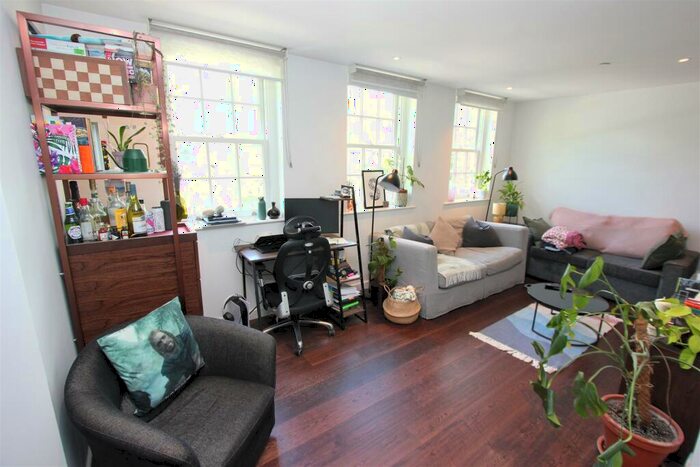 2 Bedroom Apartment To Rent In King Henry Terrace, Sovereign Court, Wapping, E1W