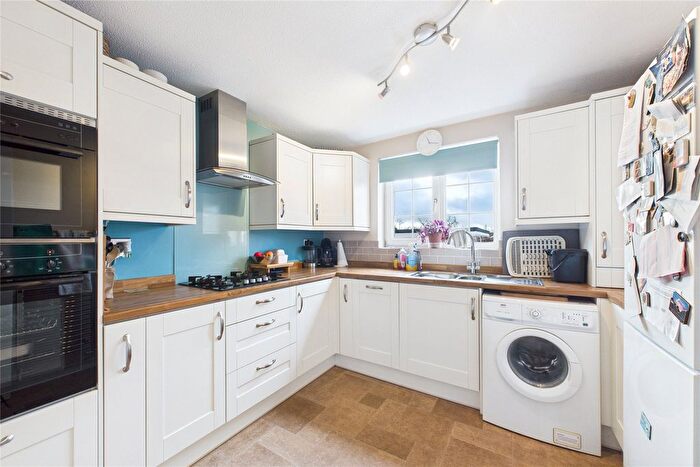 2 Bedroom Maisonette To Rent In Briar Dene, Maidenhead, Berkshire, SL6