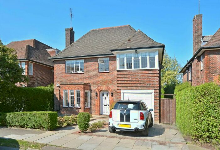 5 Bedroom House To Rent In Linden Lea, Hampstead Garden Suburb, N2
