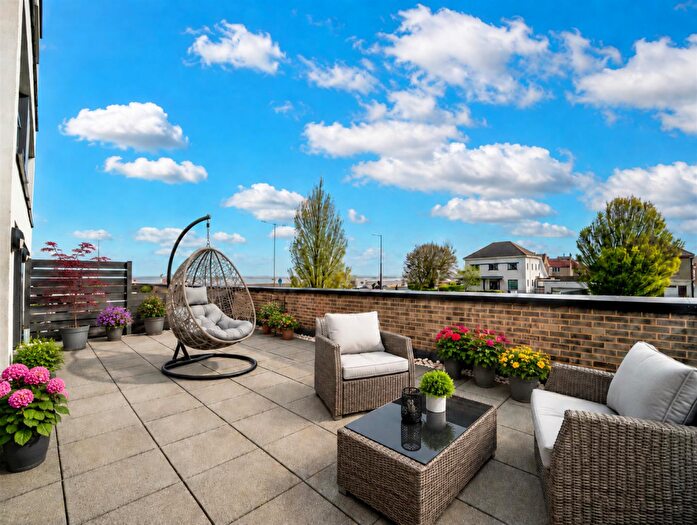 2 Bedroom Apartment For Sale In Dallam Avenue, Morecambe, LA4