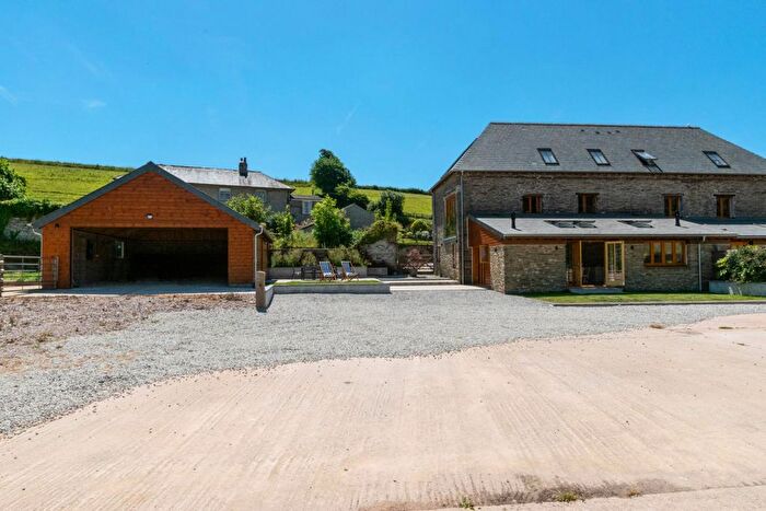 4 Bedroom Barn Conversion To Rent In West Alvington, Kingsbridge, TQ7