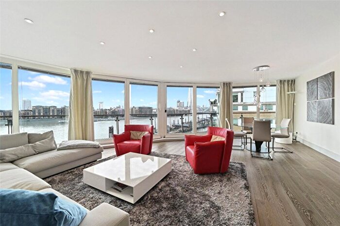 2 Bedroom Apartment For Sale In Wapping High Street, London, E1W