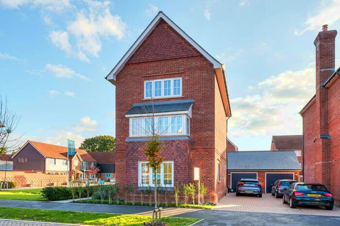 4 Bedroom Detached House To Rent In Didcot, Oxfordshire, OX11