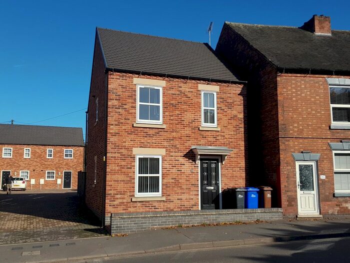 2 Bedroom Semi-Detached House To Rent In St. Peters Street, Burton-On-Trent, DE15