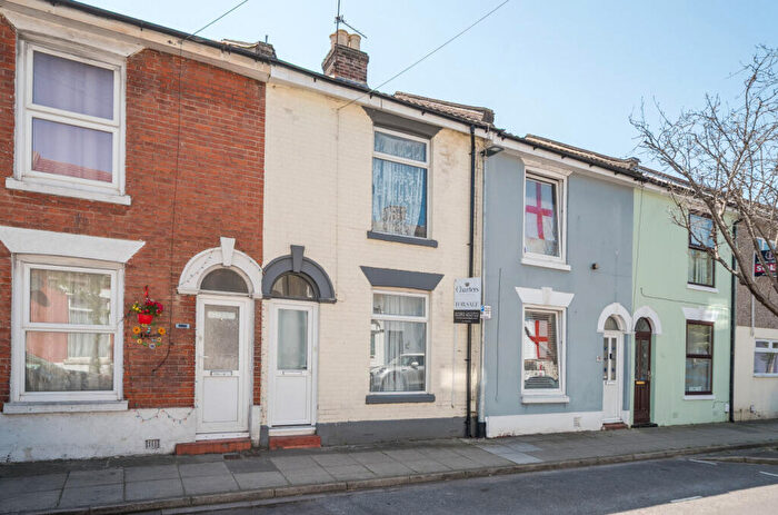 3 Bedroom Terraced House For Sale In Binsteed Road, Portsmouth, Hampshire, PO2