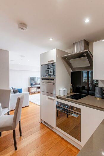 1 Bedroom Flat For Sale In Lisson Grove, London, NW1