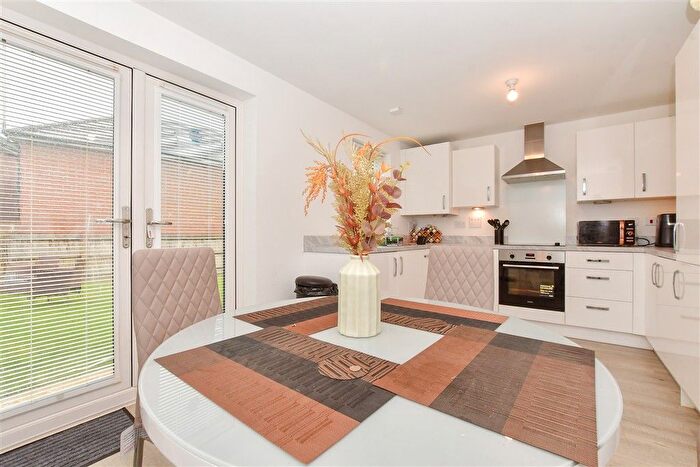3 Bedroom Semi-detached House For Sale In Redstart Hill, Whitfield, Dover, Kent, CT16