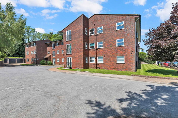 2 Bedroom Flat For Sale In Crown Point House, Hassocks, BN6
