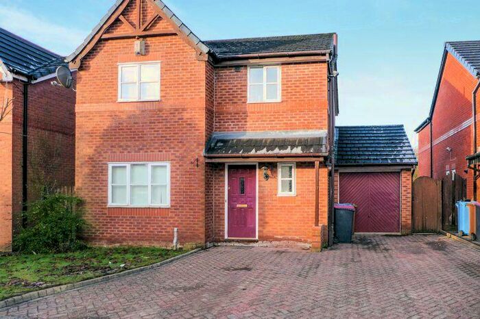3 Bedroom Detached House To Rent In Goodshaw Road, Worsley, M28
