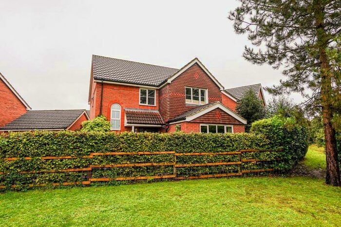 3 Bedroom Detached House For Sale In Bracken Way, Market Rasen, LN8