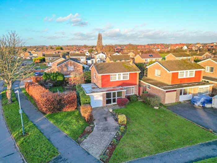 3 Bedroom Detached House For Sale In St. Nicolas Park Drive, Nuneaton, CV11