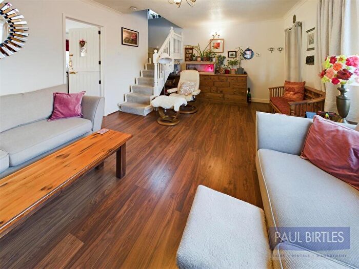 3 Bedroom Detached House For Sale In Woodsend Road South, Flixton, Trafford, M41