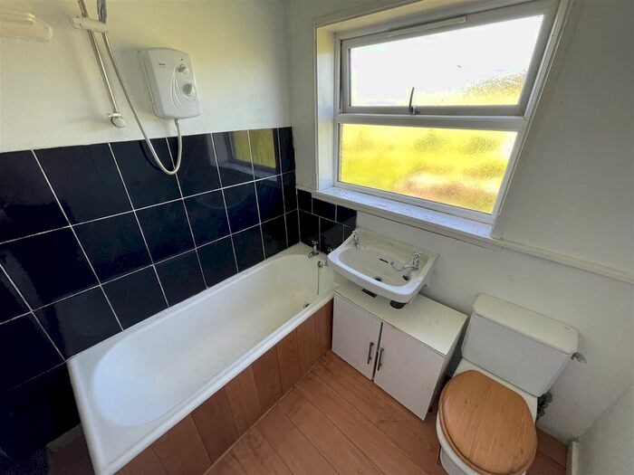 2 Bedroom Cottage For Sale In Ladybank, Cupar, KY15