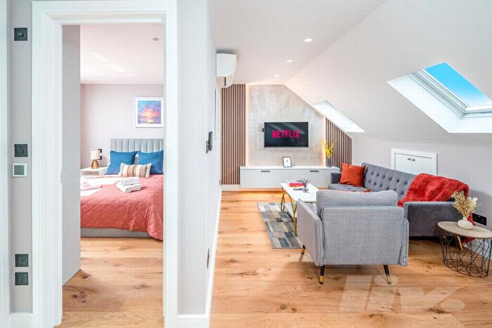 1 Bedroom Apartment To Rent In Kingsbury Road, Kingsbury, NW9