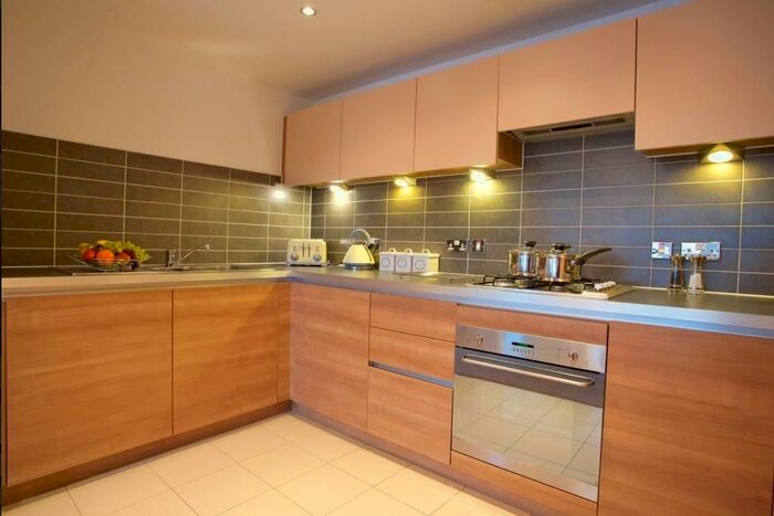 2 Bedroom Flat To Rent In Fitzgerald Place, Cambridge, CB4