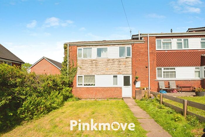 4 Bedroom End Of Terrace House For Sale In Melfort Gardens, Newport, NP20