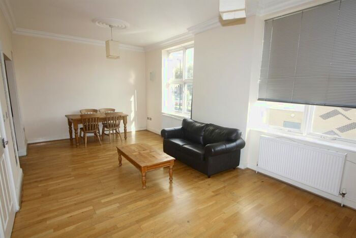 2 Bedroom Flat To Rent In Park View, Surrey Quays, SE8