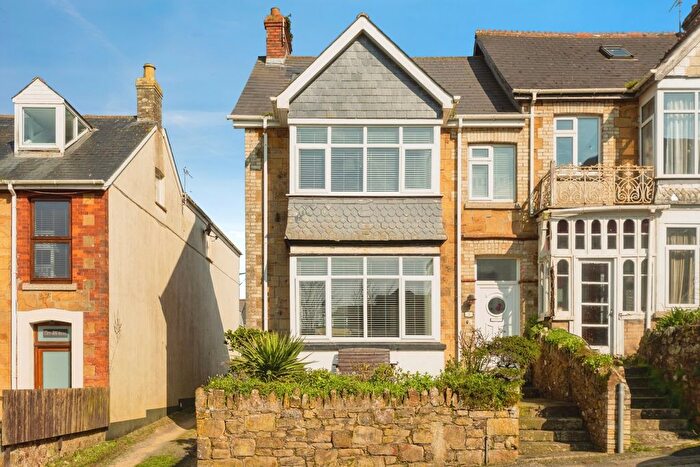 5 Bedroom End Terrace House For Sale In Marcus Hill, Newquay, Cornwall, TR7
