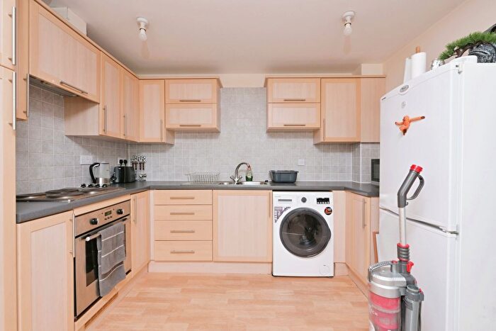 1 Bedroom Flat For Sale In Braunston Close, Northampton, Northamptonshire, NN4