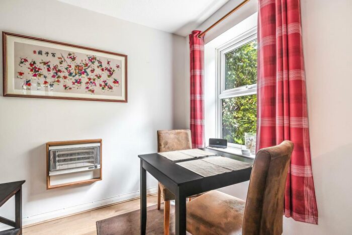 1 Bedroom Maisonette To Rent In Broomfield, Lightwater, GU18