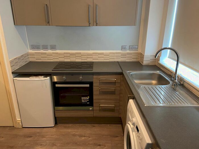 Studio To Rent In Gorst Road, Park Royal / North Acton, NW10