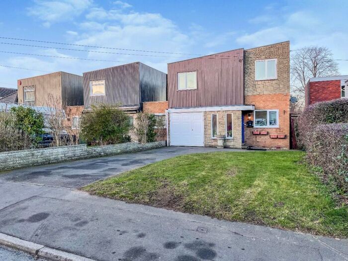 4 Bedroom Detached House To Rent In Belle Vue, Stourbridge, DY8