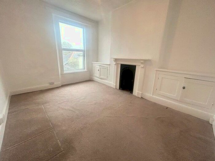 2 Bedroom Flat To Rent In Plym Street, Plymouth, PL4