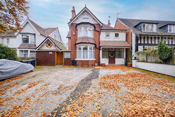 8 Bedroom Detached House For Sale In Gravelly Hill North, Erdington, B23