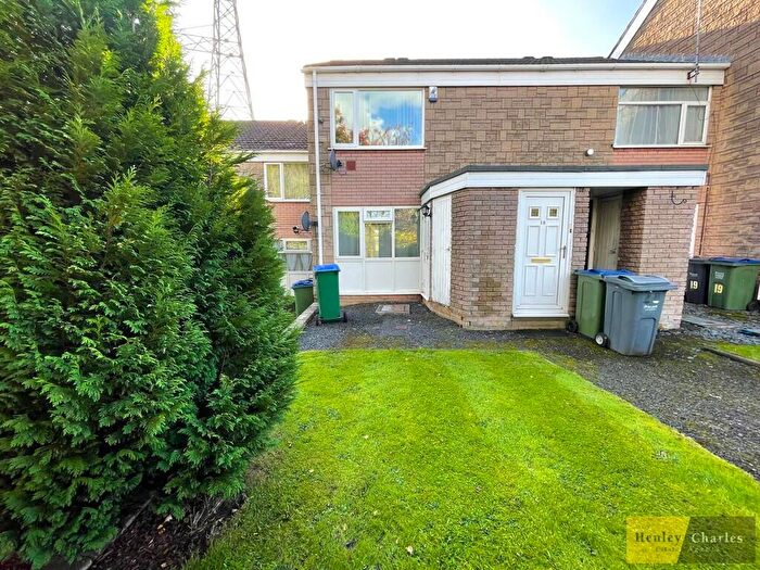 1 Bedroom Flat To Rent In Ascott Walk, Oldbury, West Midlands, B69