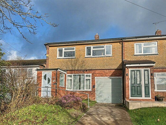 3 Bedroom End Of Terrace House For Sale In Totteridge Drive - Complete Chain Above, HP13