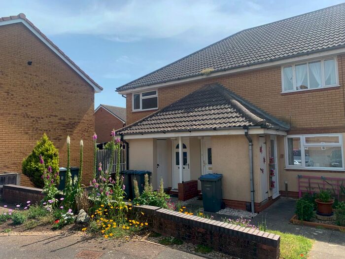 1 Bedroom Flat To Rent In Porter Road, Purdis Farm, Ipswich, IP3