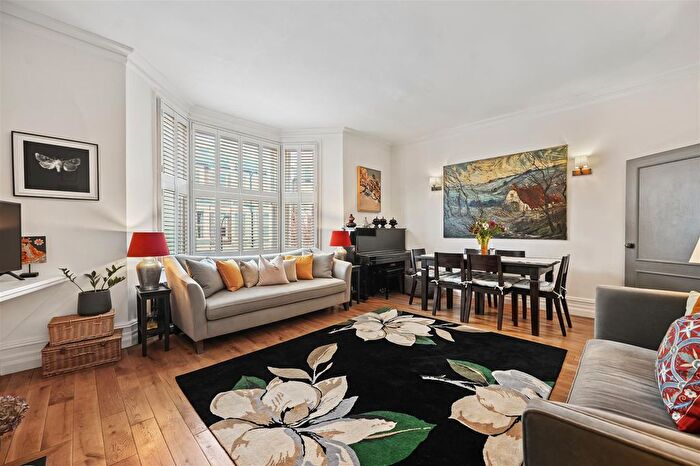 4 Bedroom Flat For Sale In Lena Gardens, London, W6