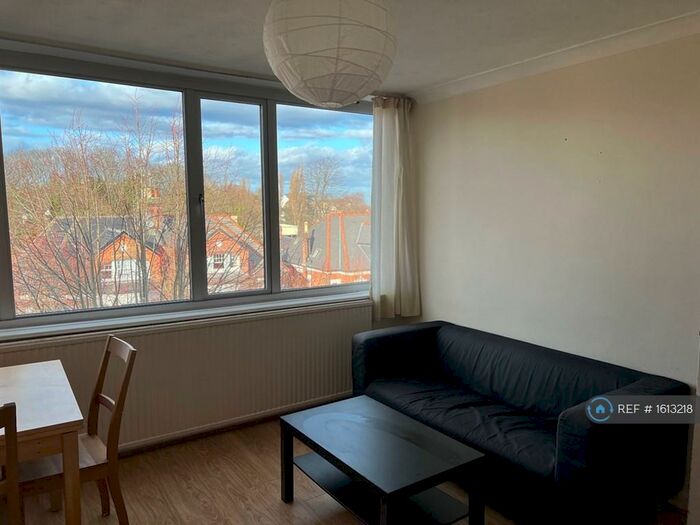 1 Bedroom Flat To Rent In Melisa Court, London, N6