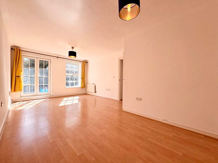 2 Bedroom Flat To Rent In Capability Way, Greenhithe, DA9