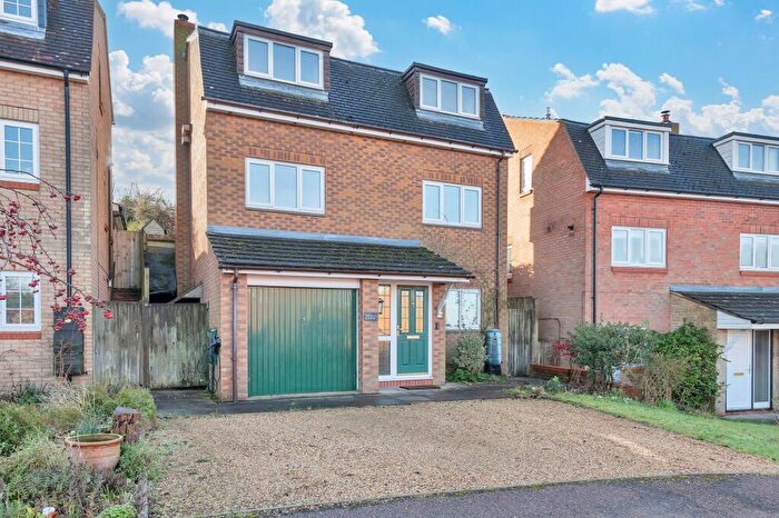 4 Bedroom Detached House For Sale In Echo Hill, Royston, SG8