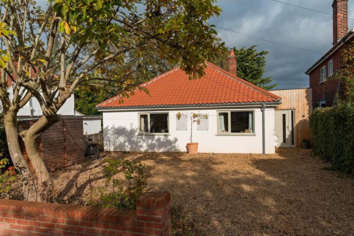 3 Bedroom Bungalow For Sale In Cecil Road, Norwich, NR1