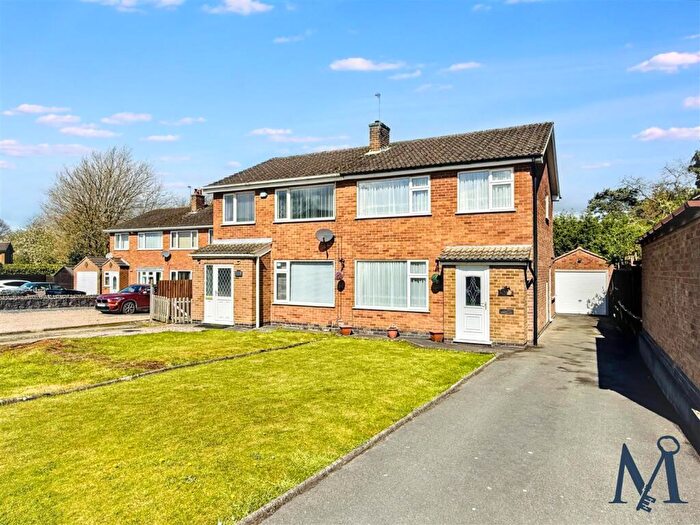 3 Bedroom Semi Detached House For Sale In Thornton Close, Coalville, LE67