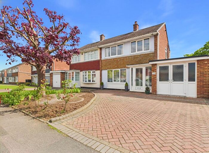 3 Bedroom Semi-Detached House For Sale In Mildenhall, Tamworth, B79