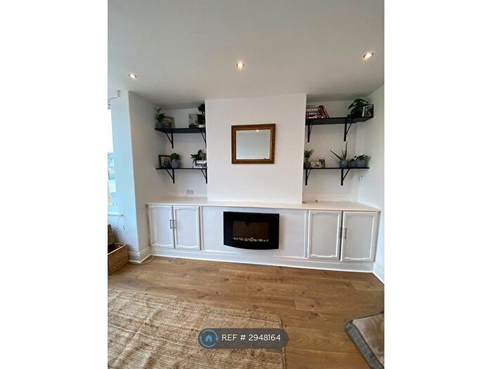1 Bedroom Flat To Rent In Lower Penwortham, Preston, PR1