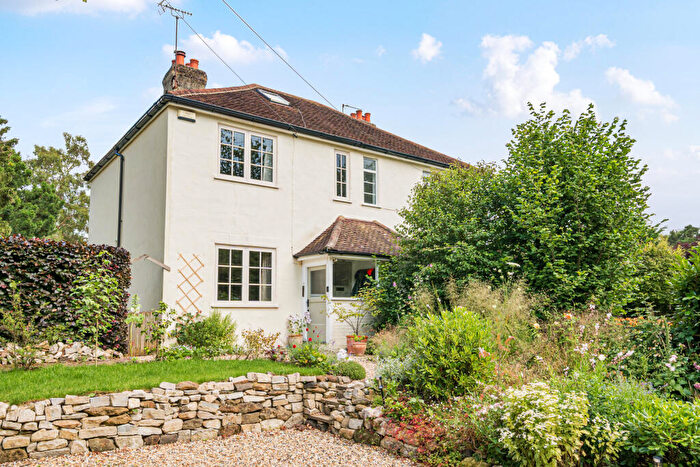 2 Bedroom Cottage For Sale In Grants Lane, Oxted, RH8