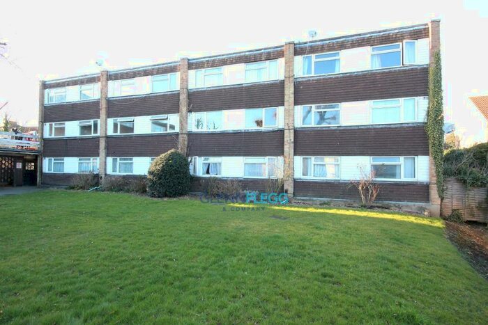 1 Bedroom Flat To Rent In Dale Court, Slough, SL1