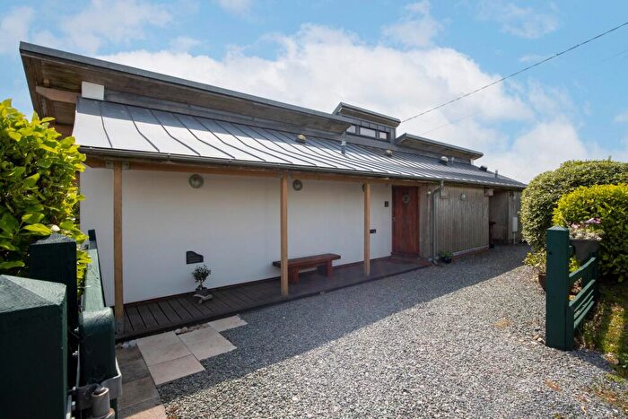 3 Bedroom Detached Bungalow For Sale In Freshwater East, Pembroke, SA71