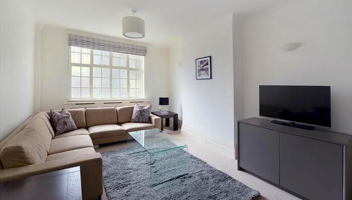 5 Bedroom Flat To Rent In Strathmore Court, Park Road, St. John's Wood, London, NW8