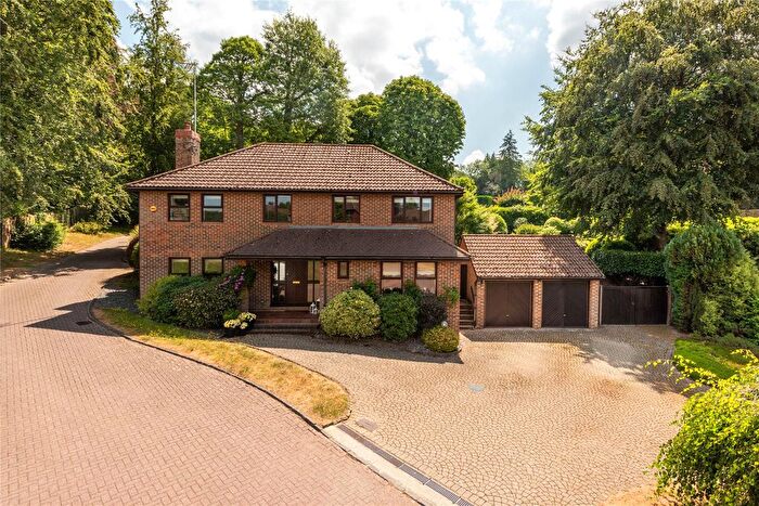 5 Bedroom Detached House For Sale In Ladyegate Close, Dorking, Surrey, RH5